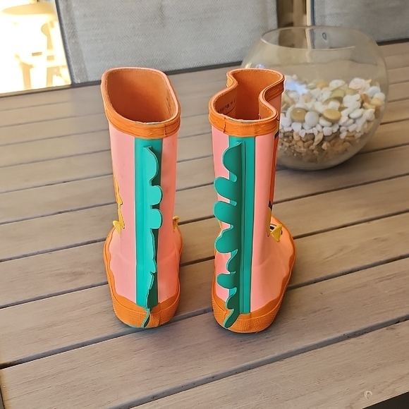 Hunter Kids Vibrant Pink and Orange Creature Boots - Picture 6 of 8